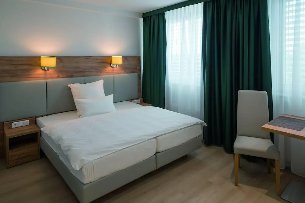 ***  Hotel Haus Am Zoo Düsseldorf Almanya
